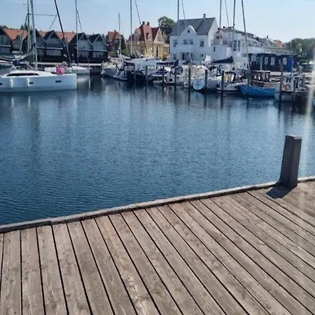 4 Person In بيت للعطل